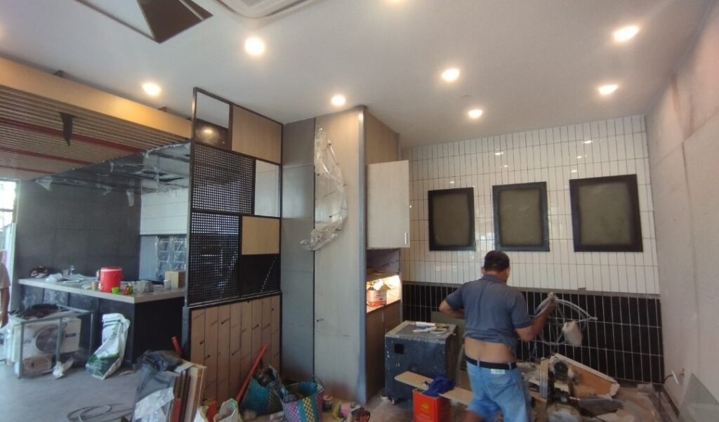 Quá trình thi công kfc nguyễn văn tạo bởi Kiến Thạch