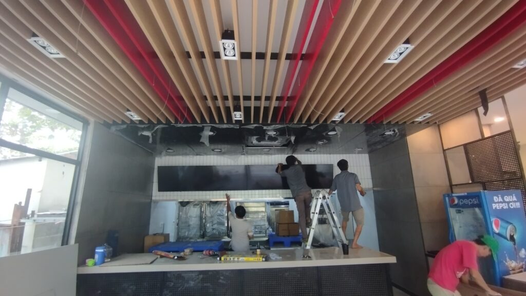 Quá trình thi công kfc nguyễn văn tạo bởi Kiến Thạch