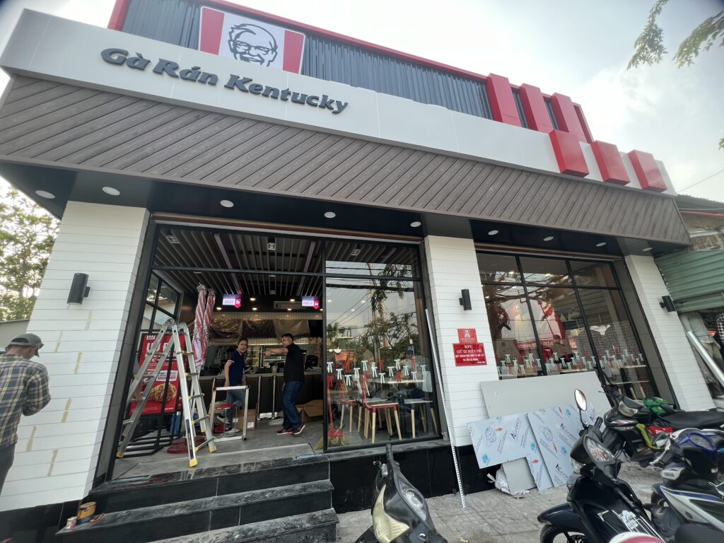 Quá trình thi công kfc nguyễn văn tạo bởi Kiến Thạch